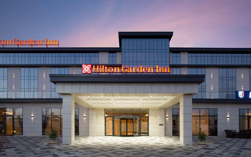 Hilton Garden Inn سمرقند المظهر الخارجي الصورة